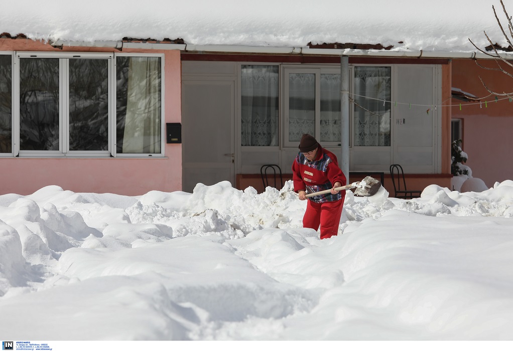 «Μπάρμπαρα»: Χιονοπτώσεις στην Αττική μέχρι το απόγευμα-Νέο επικαιροποιημένο δελτίο από ΕΜΥ (LIVE-VIDEO)