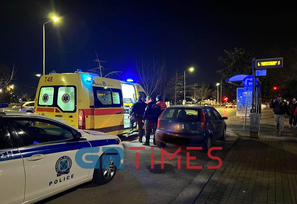Θεσσαλονίκη: Στο νοσοκομείο δικυκλιστής μετά από τροχαίο