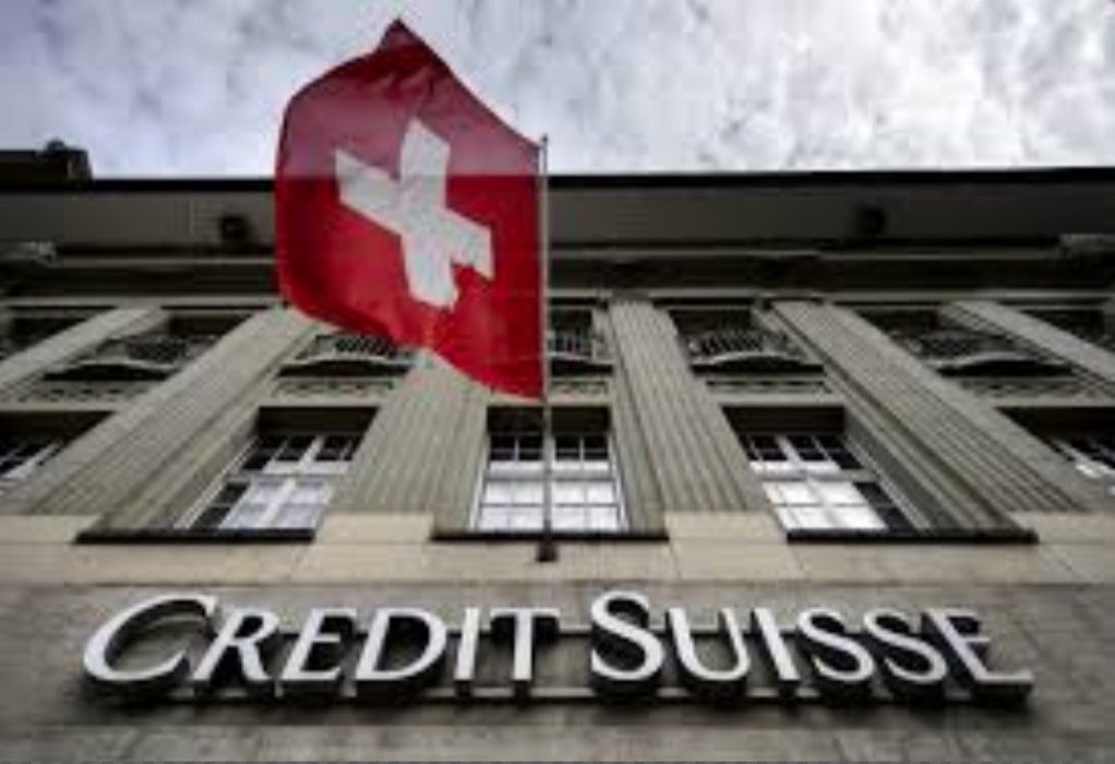 Ελβετία – UBS/Credit Suisse: Μπορεί να καταργηθεί το 20-30% των θέσεων εργασίας