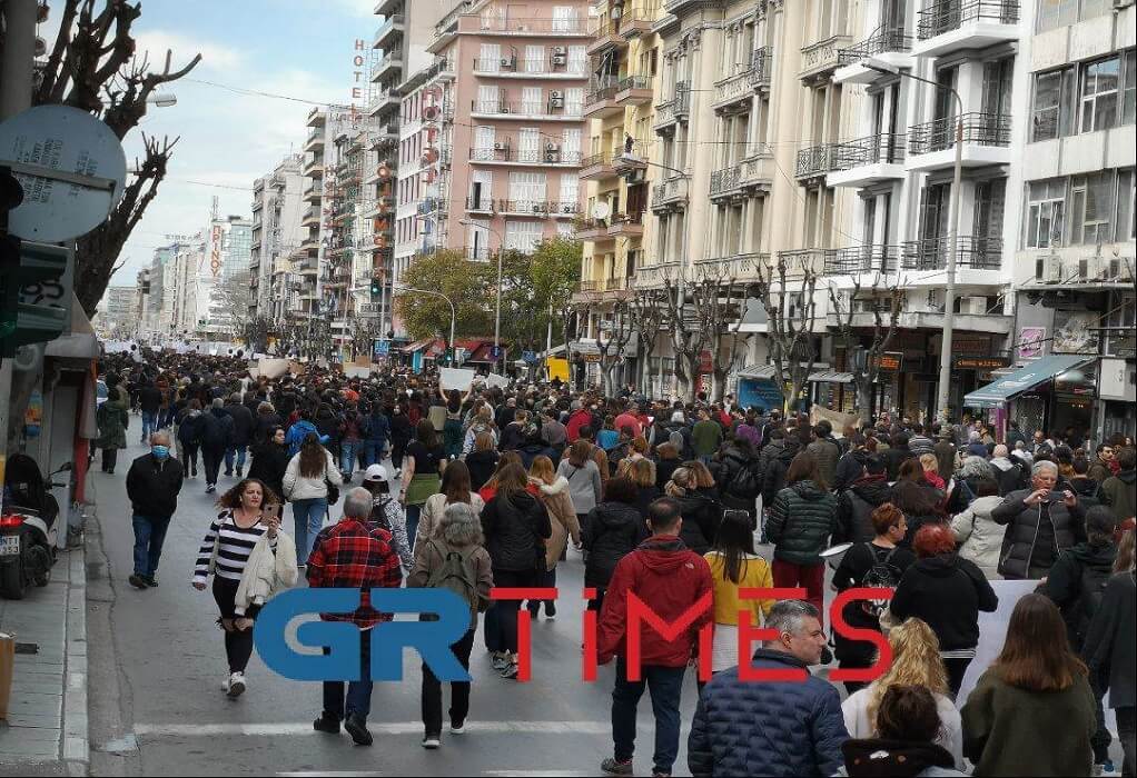 Απεργία-Τέμπη: «Παραλύει» η χώρα σήμερα – Όλες οι κινητοποιήσεις – Τι θα γίνει με σχολεία και ΜΜΜ
