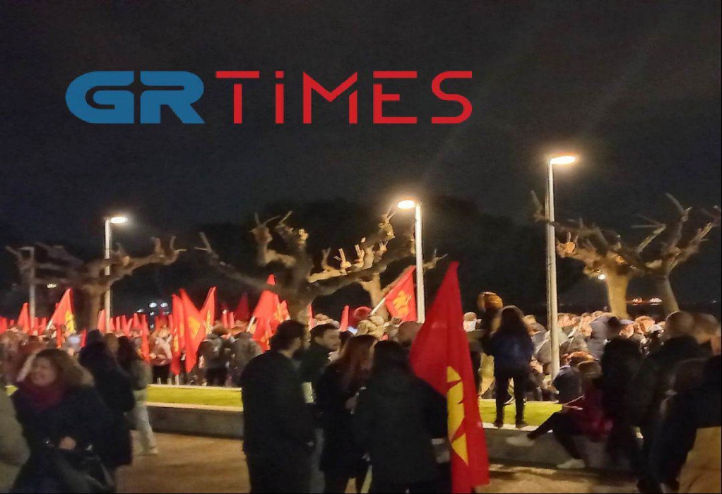 Θεσσαλονίκη: Συγκέντρωση διαμαρτυρίας της ΚΝΕ για το δυστύχημα στα Τέμπη (ΦΩΤΟ) 