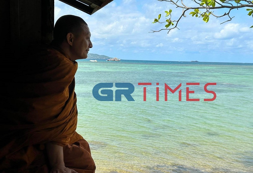 Βουδιστές μοναχοί από την Ταϊλάνδη βρέθηκαν στην Ροδόπη και θα περπατήσουν μέχρι το Παρίσι (ΦΩΤΟ)