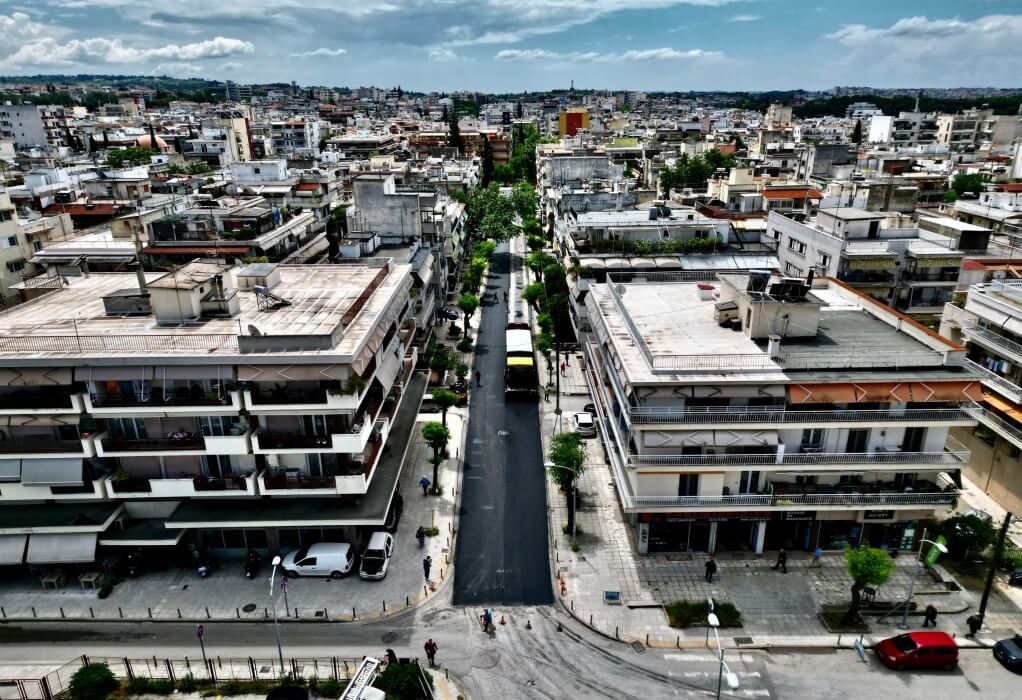 Δήμος Θεσσαλονίκης: Στην οδό Μυστακίδη συνεχίζονται τα έργα ασφαλτόστρωσης (ΦΩΤΟ) 