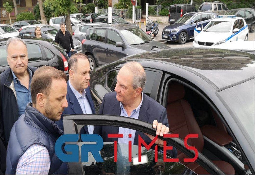 Θεσσαλονίκη: Ψήφισε ο πρώην πρωθυπουργός Κώστας Καραμανλής (VIDEO-ΦΩΤΟ)