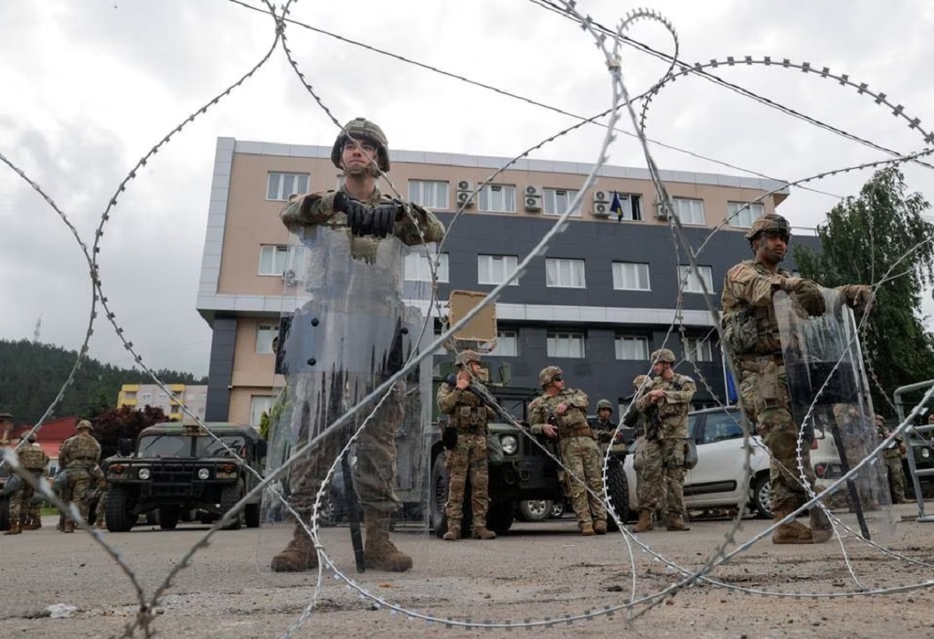 ΝΑΤΟ: Στέλνει επιπλέον στρατιώτες στο Κόσοβο