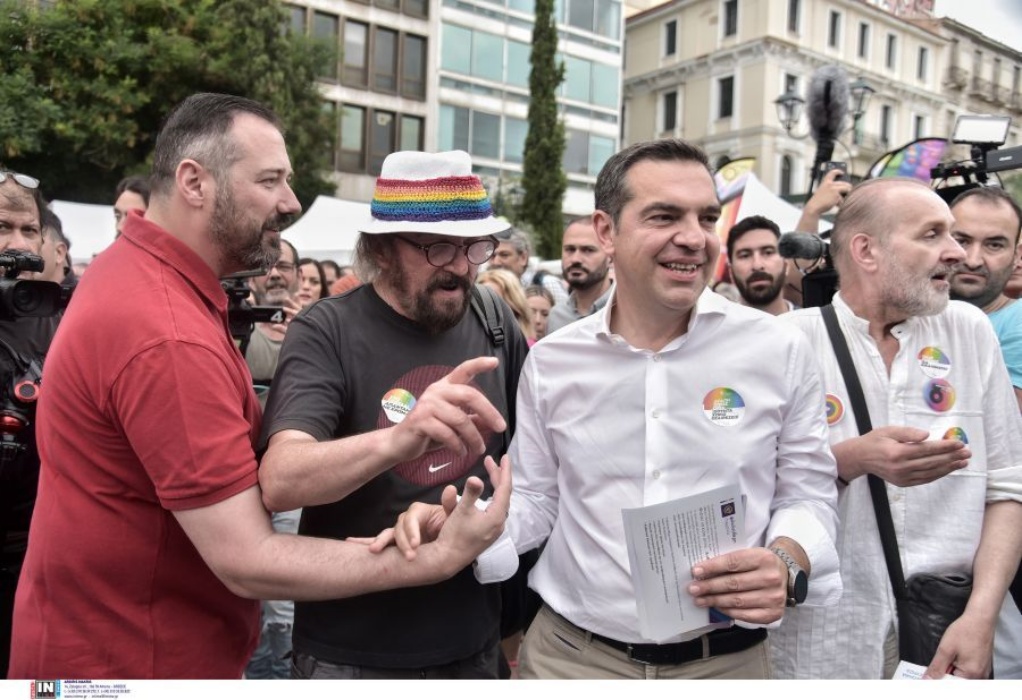 Στο Athens Pride o Αλέξης Τσίπρας – Πλήθος κόσμου στην πορεία Υπερηφάνειας