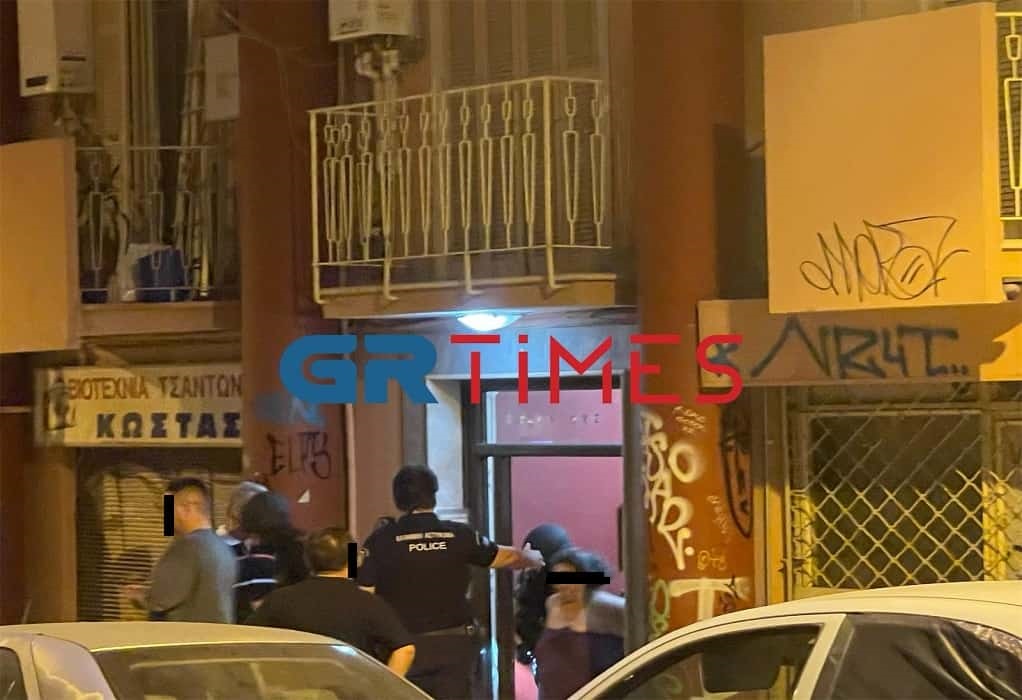 Θεσσαλονίκη: Συνελήφθησαν ο ταμπουρωμένος άνδρας και η γυναίκα (ΦΩΤΟ-VIDEO) 