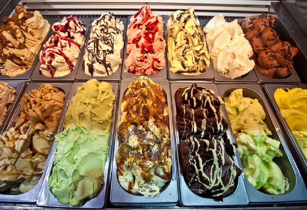 Θεσσαλονίκη: Τα ζαχαροπλαστεία κερδίζουν τη “μάχη” του παγωτού