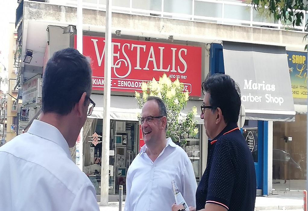 Δημήτρης Μήτρου: Επίσκεψη σε γειτονιές στην Ε’ δημοτική κοινότητα Θεσσαλονίκης (ΦΩΤΟ)