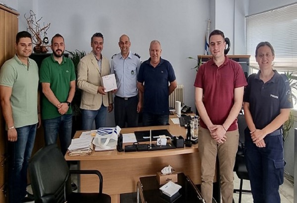 Ένωση Αξιωματικών ΕΛΑΣ Κ. Μακεδονίας: Επίσκεψη και δωρεά στο Α.Τ. Χαριλάου – Αναλήψεως 