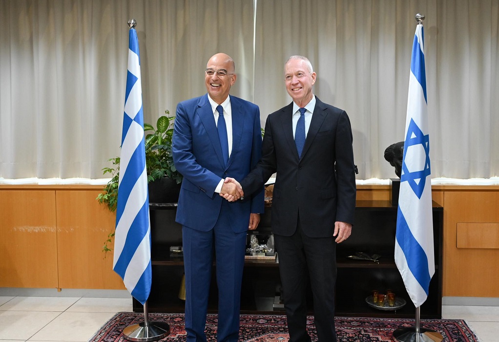 Η εμβάθυνση της στρατηγικής αμυντικής σχέσης Ελλάδας-Ισραήλ στο επίκεντρο της συνάντησης Δένδια-Γκάλαντ (ΦΩΤΟ)