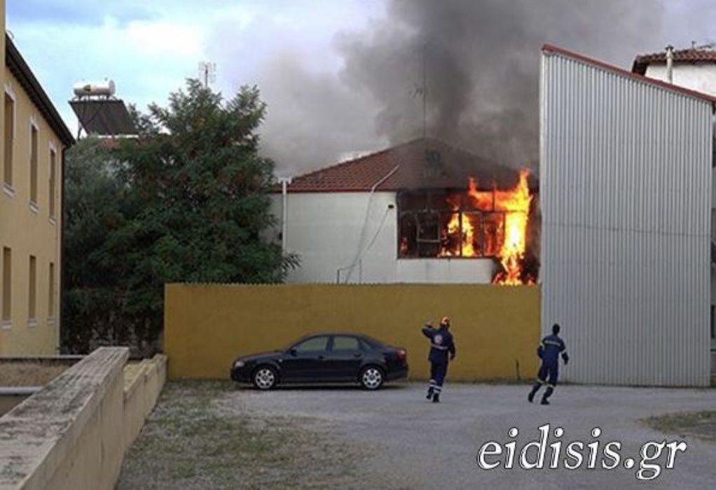 Πυρκαγιά σε διώροφη κατοικία στο κέντρο του Κιλκίς (VIDEO) 