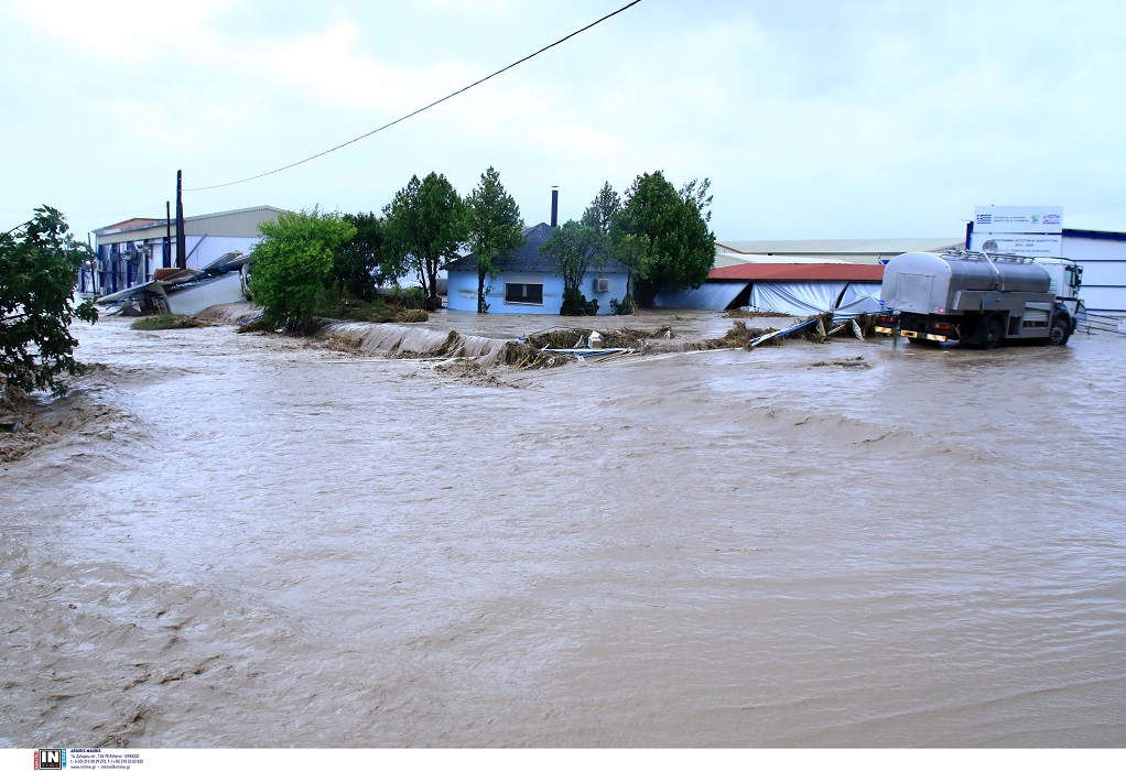 Κακοκαιρία Daniel – Λάρισα: Μήνυμα 112 για έντονα πλημμυρικά φαινόμενα