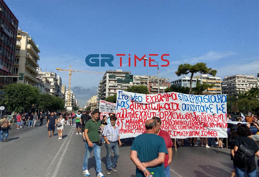 Μαζική συμμετοχή στη Θεσσαλονίκη ενάντια στο εργασιακό νομοσχέδιο (ΦΩΤΟ-VIDEO)