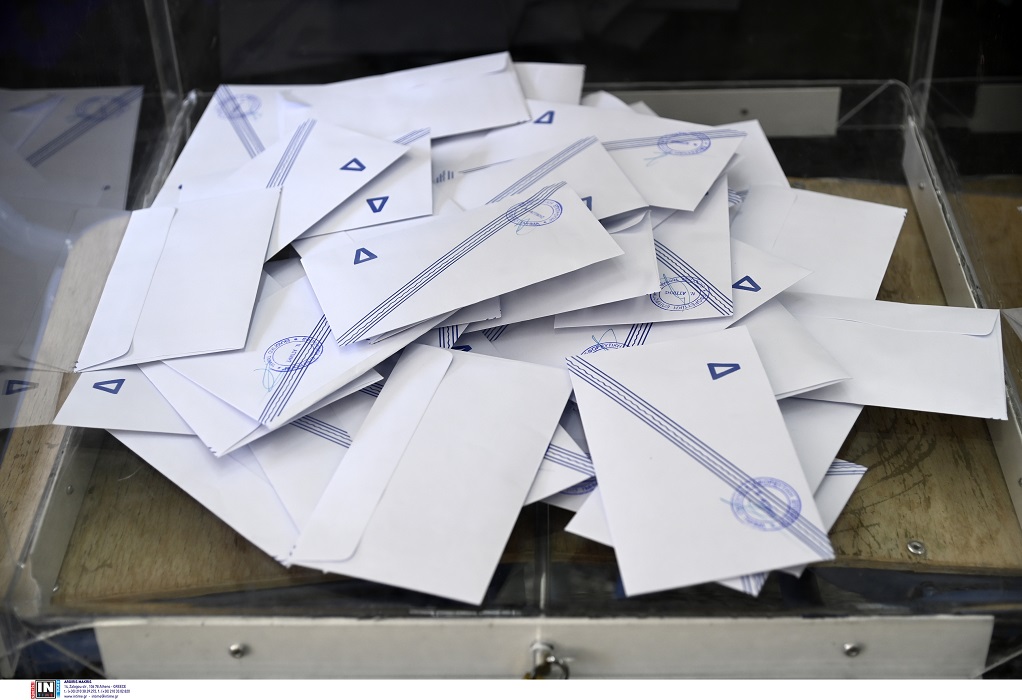 Αυτοδιοικητικές εκλογές: Έκλεισαν οι κάλπες για Δήμους και Περιφέρειες – Στις 20.00 τα πρώτα ασφαλή αποτελέσματα