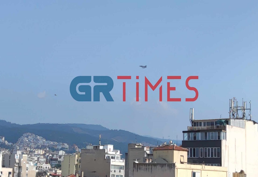 Μαχητικά F-16 «έσκισαν» τον ουρανό της Θεσσαλονίκης (ΦΩΤΟ-VIDEO)