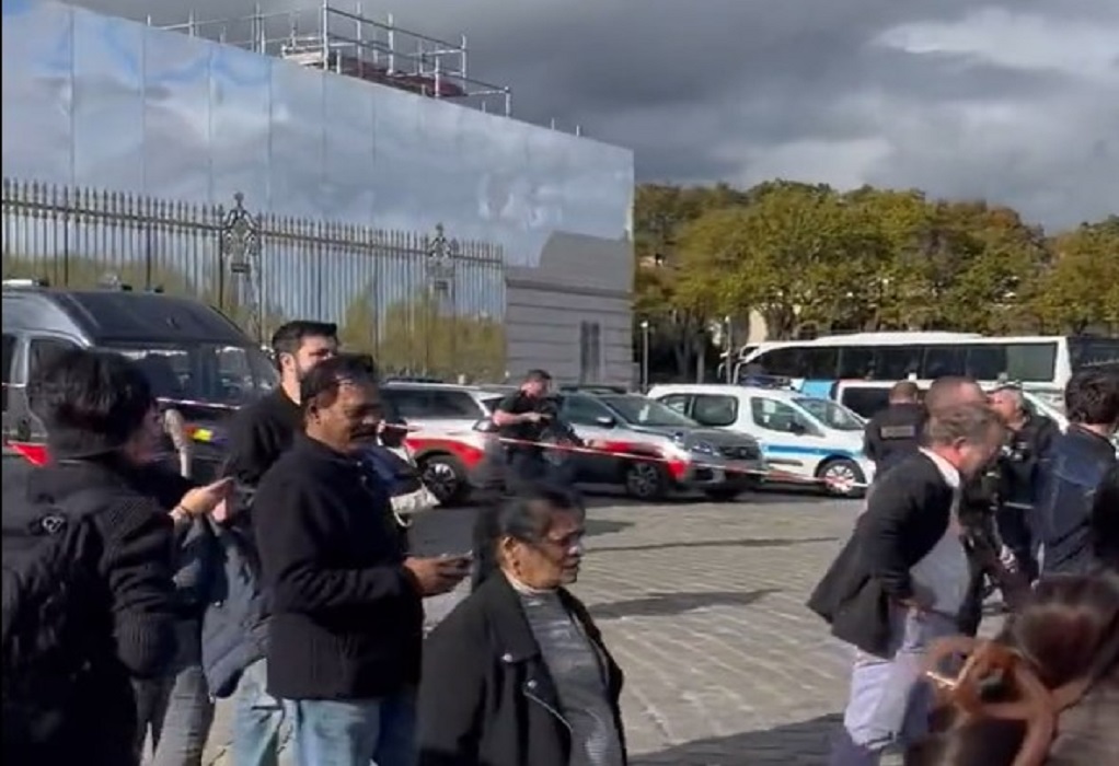 Συναγερμός στη Γαλλία: Προειδοποίηση για βόμβα στο Ανάκτορο των Βερσαλλιών (VIDEO)