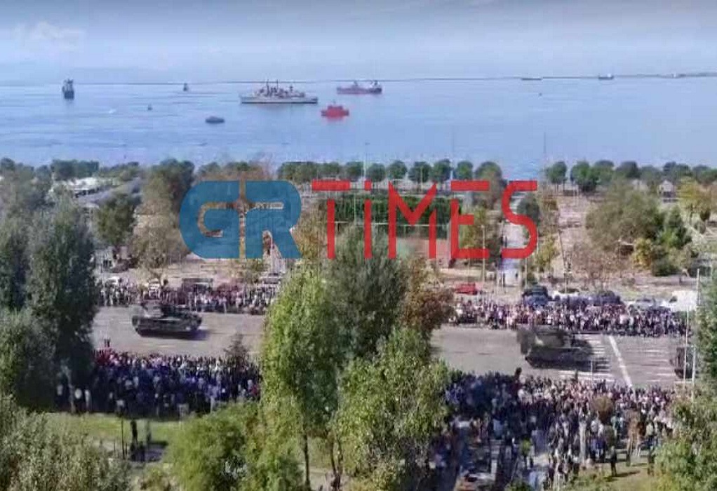Στρατιωτική παρέλαση: Εντυπωσιακά πανοραμικά βίντεο από άρματα μάχης και μαχητικά αεροσκάφη στη Θεσσαλονίκη