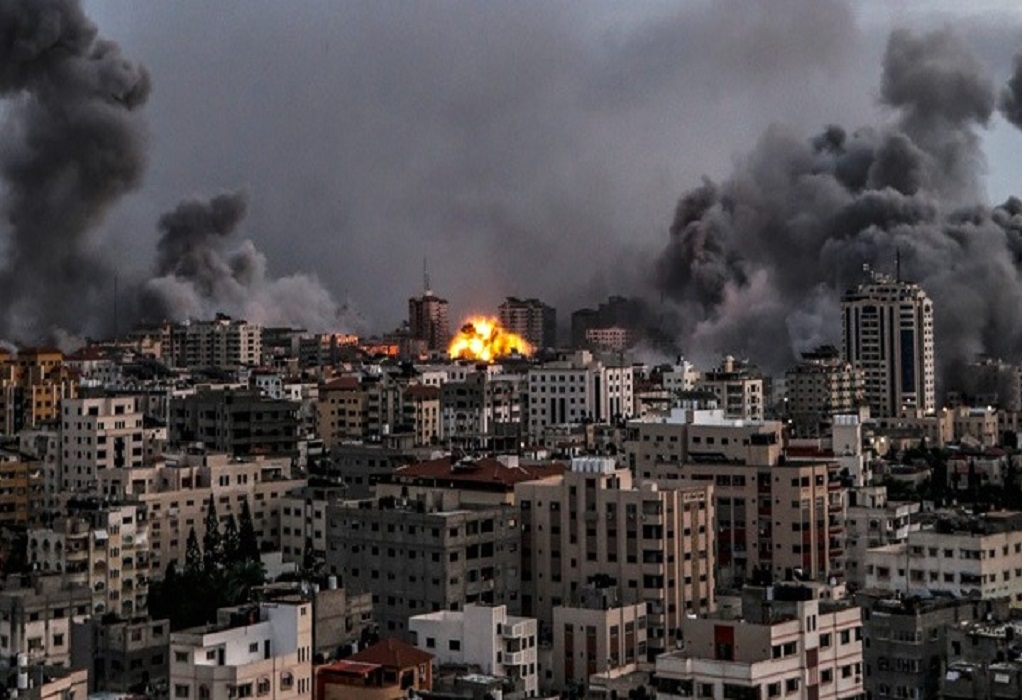 Σφοδροί βομβαρδισμοί του Ισραήλ στη Χαν Γιουνίς στη νότια Λωρίδα της Γάζας