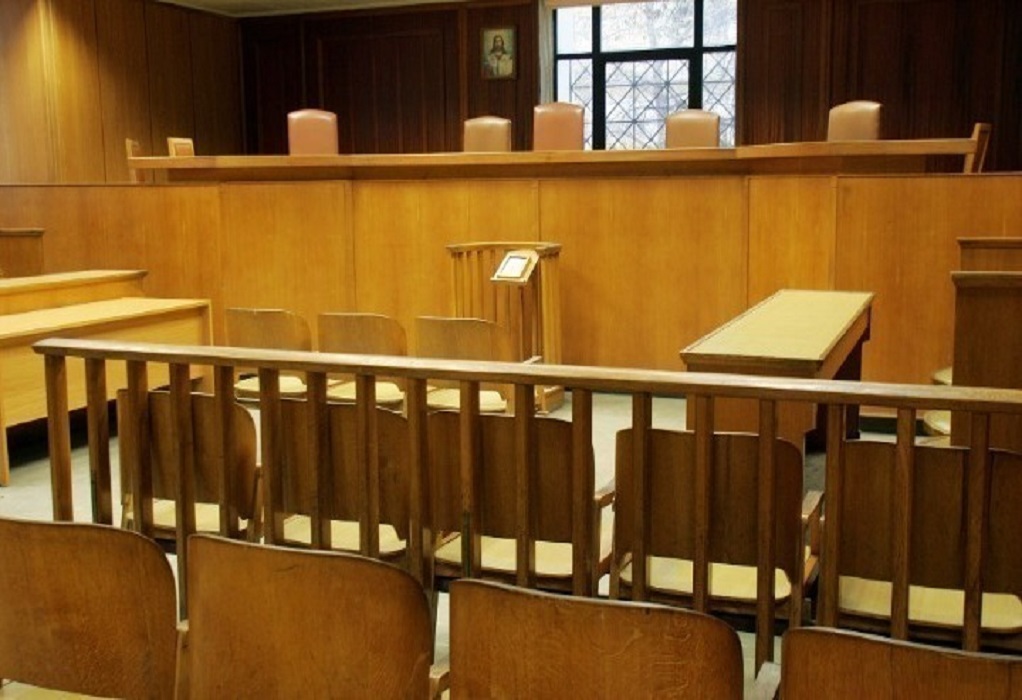Κρήτη: Στις 29/2 θα συνεχιστεί η δίκη της 39χρονης που έριξε βιτριόλι στον εν διαστάσει σύντροφο της