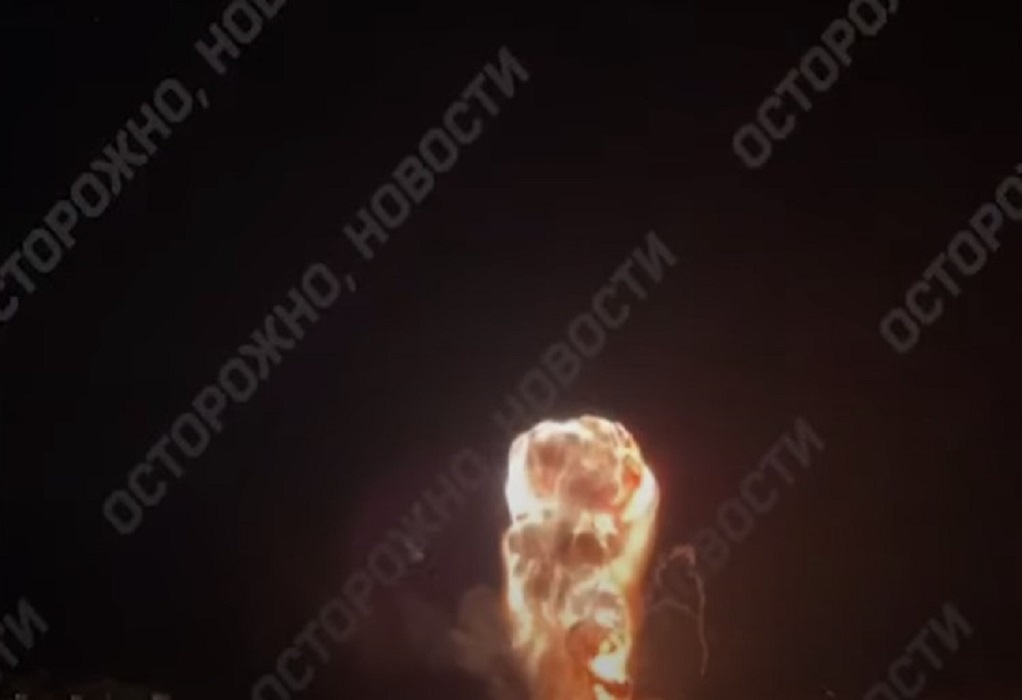 Ουκρανία: Η στιγμή που πύραυλος βυθίζει το ρωσικό πλοίο Novotcherkassk (VIDEO)