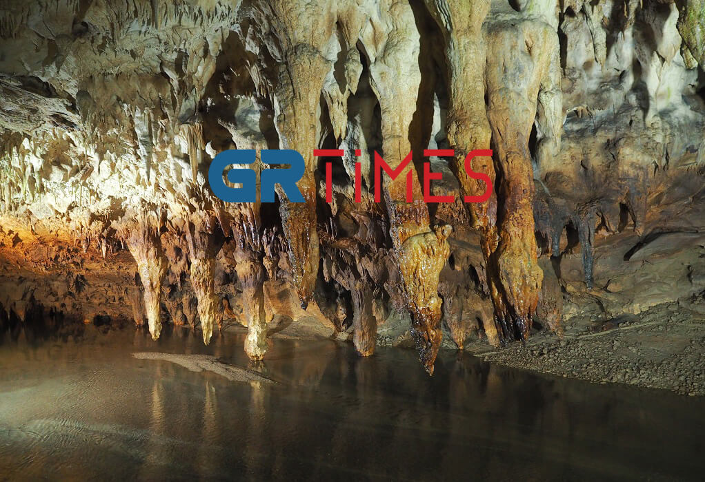 Σπήλαιο Πηγών Αγγίτη: Ένα θαύμα της φύσης με σπάνια πανίδα και εντυπωσιακούς σταλακτίτες (ΦΩΤΟ)