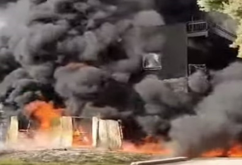 Καβάλα: Πήγε να σβήσει τη φωτιά στο σπίτι του γείτονα και πέθανε (VIDEO) 