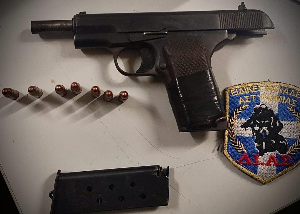 Συνελήφθη 36χρονος με «πειραγμένο» όπλο και επαφές με τη συμμορία LIONS