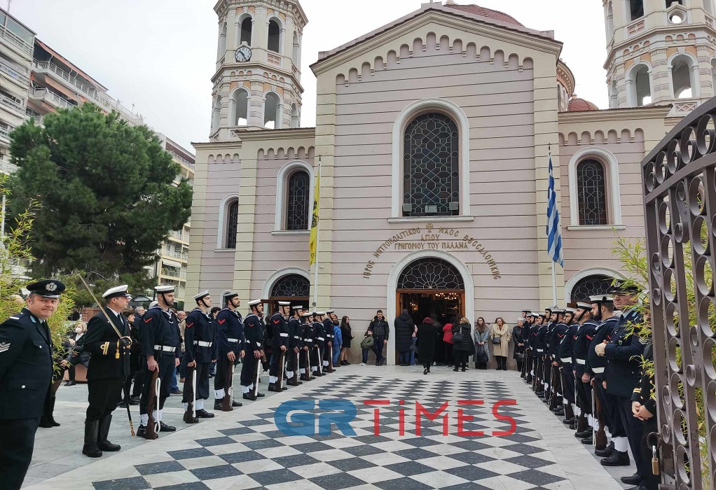 Πλήθος πιστών στον εορτασμό των Θεοφανίων στη Θεσσαλονίκη (ΦΩΤΟ-VIDEO)