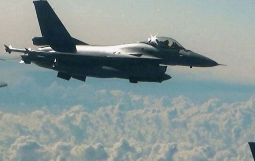 Πτώση F-16 νότια της Χαλκιδικής: Εντοπίστηκε σώος ο πιλότος (VIDEO)