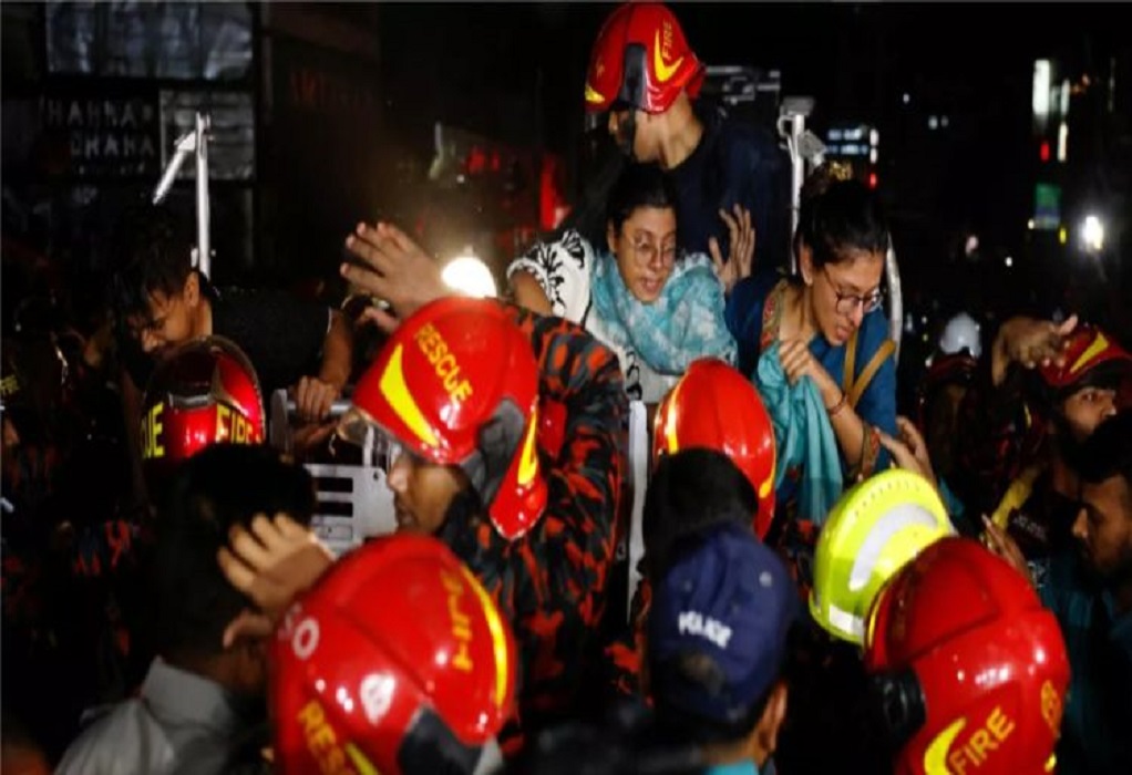 Μπανγκλαντές: Τουλάχιστον 46 νεκροί από πυρκαγιά σε επταώροφο κτίριο
