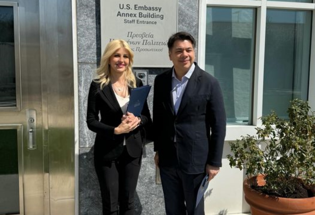 Συνάντηση της Έλενας Ράπτη με τον Πρέσβη των ΗΠΑ στην Ελλάδα George J. Tsunis