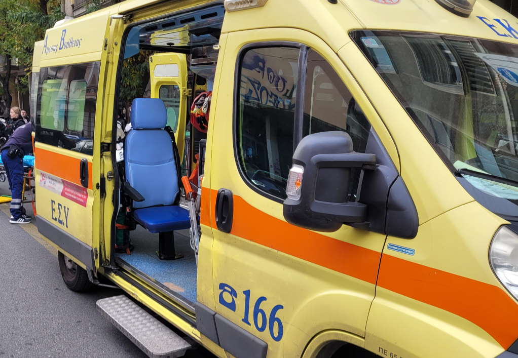 Μηχανή παρέσυρε πεζούς στην Τσιμισκή-4 τραυματίες