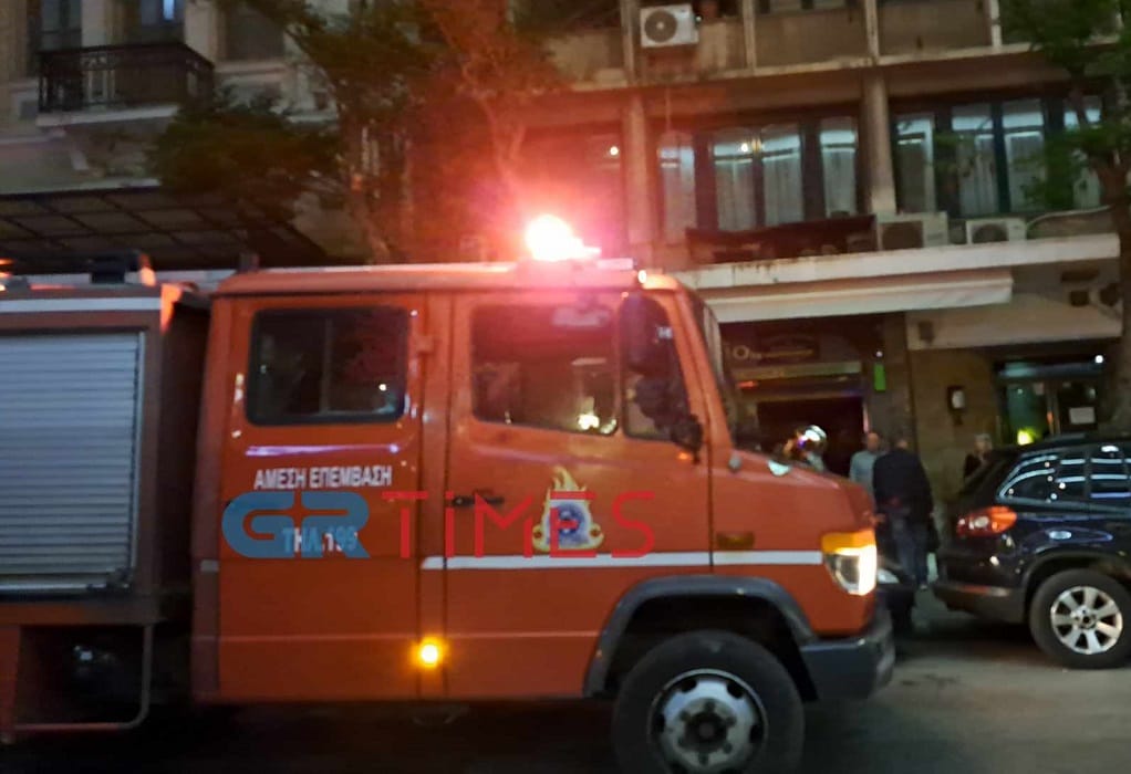 Μπλακ άουτ στη Θεσσαλονίκη: 150 κλήσεις για απεγκλωβισμό στην Πυροσβεστική